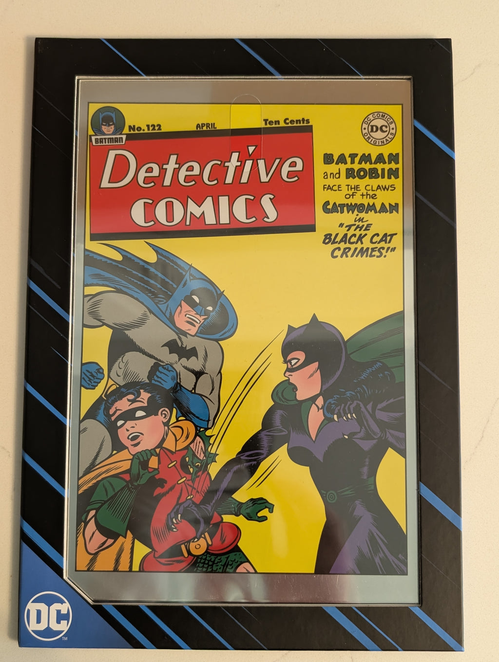 2025 Samoa Detective Comics #122 Catwoman 1 oz .999 Fine Silver Comic Cover