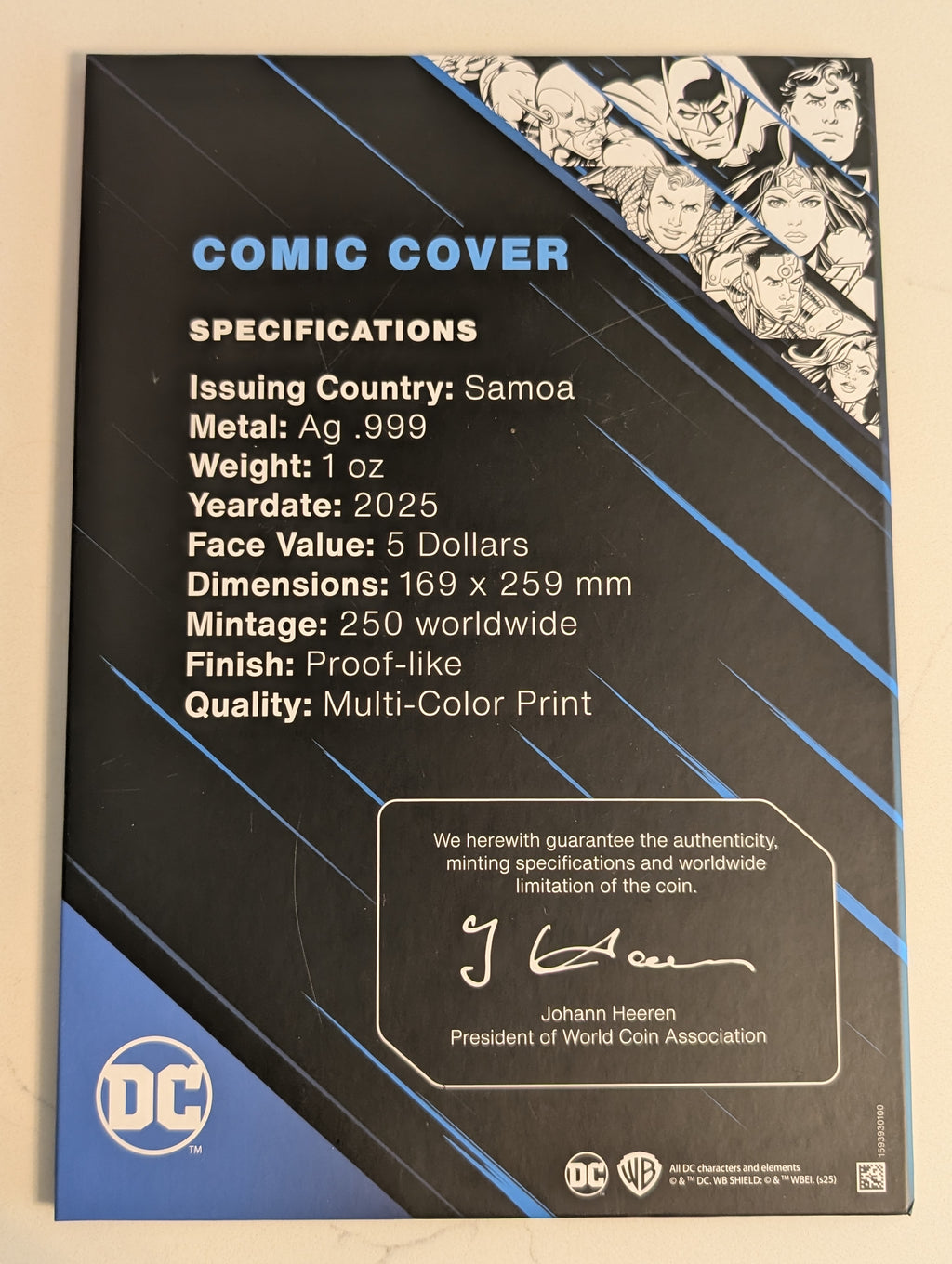 2025 Samoa Detective Comics #122 Catwoman 1 oz .999 Fine Silver Comic Cover